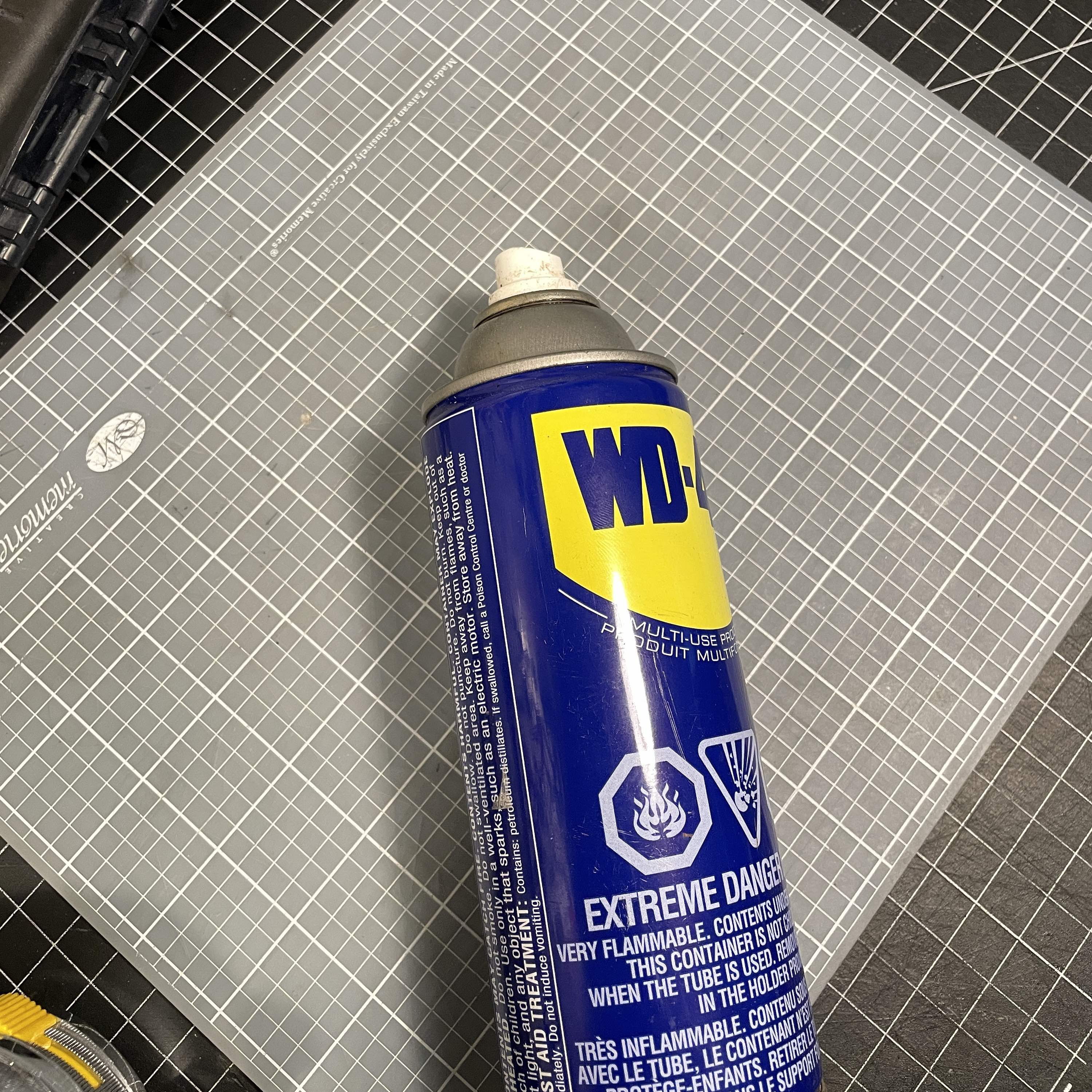 Aerosol can (WD-40)