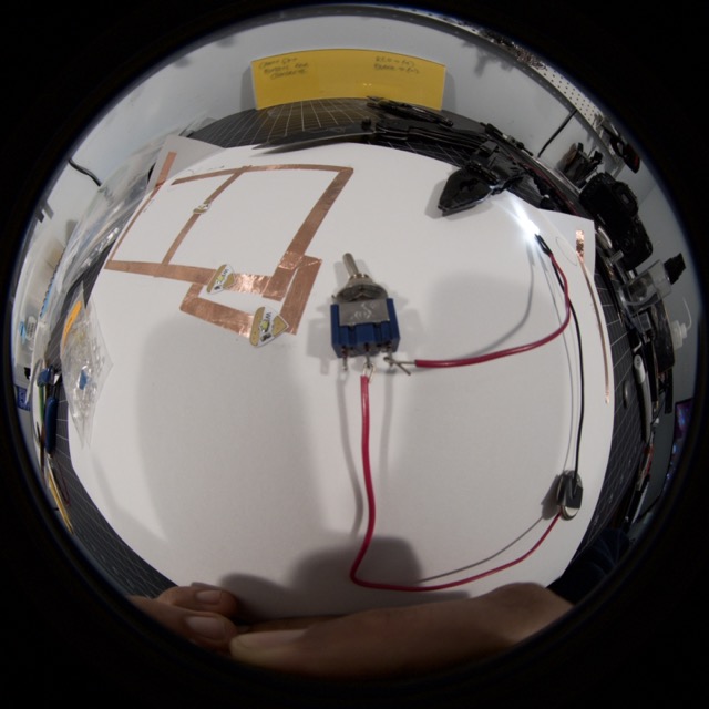 Circuit with switch componen